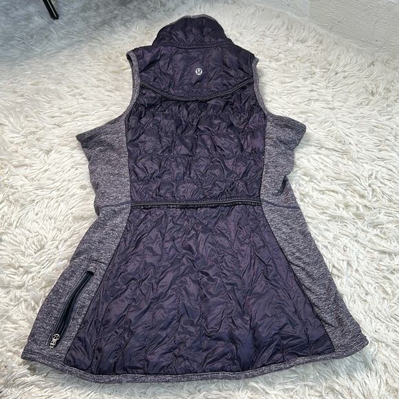 Lululemon Run: Turn Around Vest Black Swan / Heathered Black Swan / Grey Houndst - Picture 7 of 8